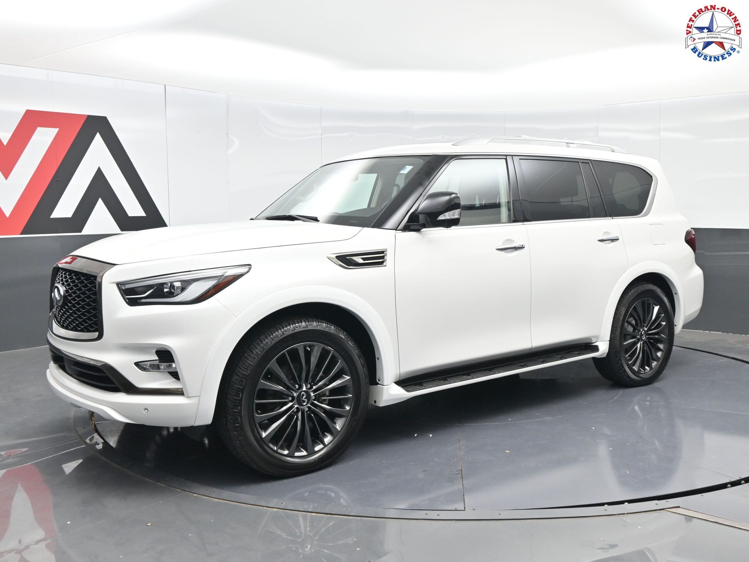 2021 INFINITI QX80 PREMIUM SELECT 4WD's photo