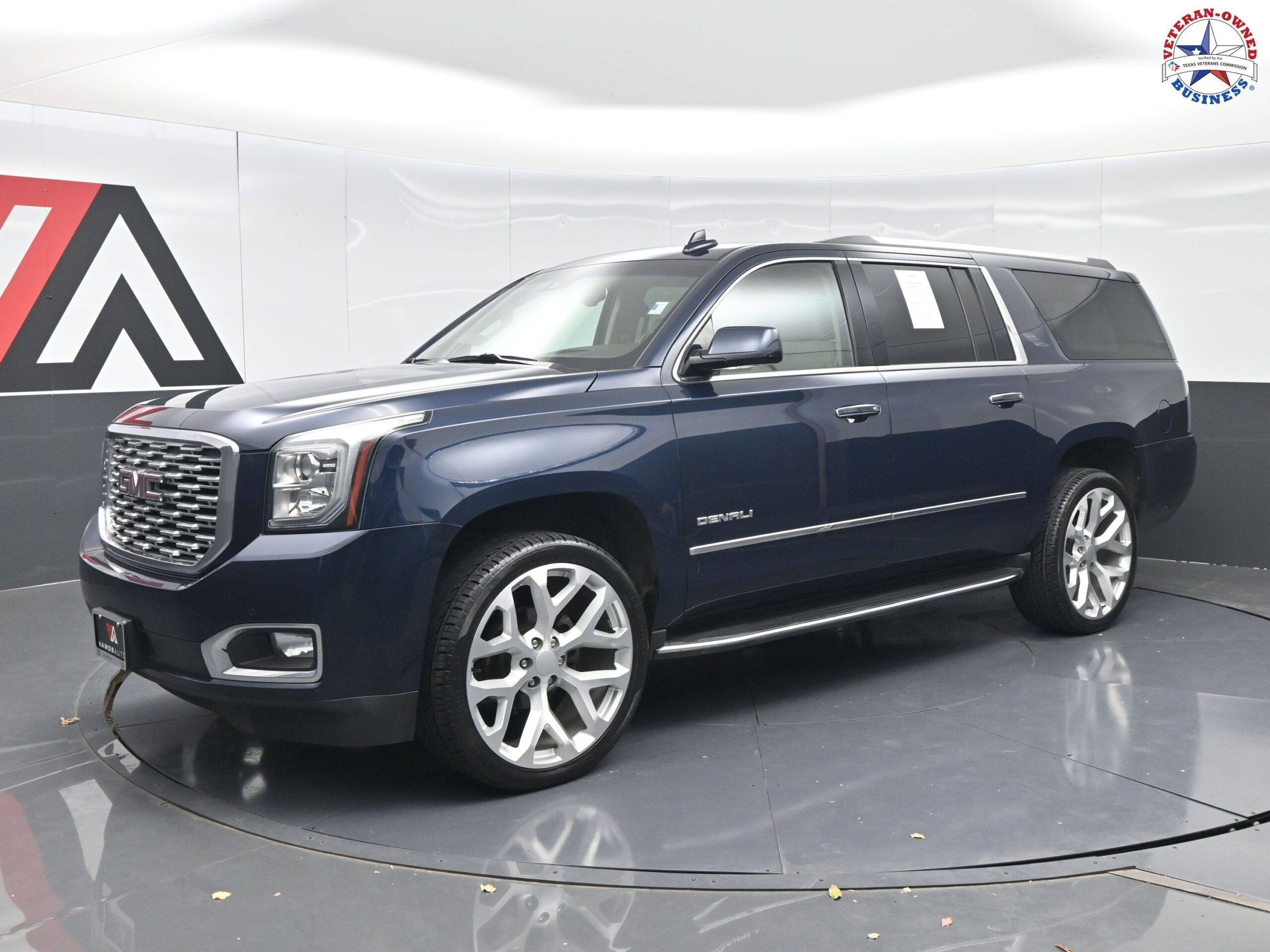 2018 GMC Yukon XL Denali's photo