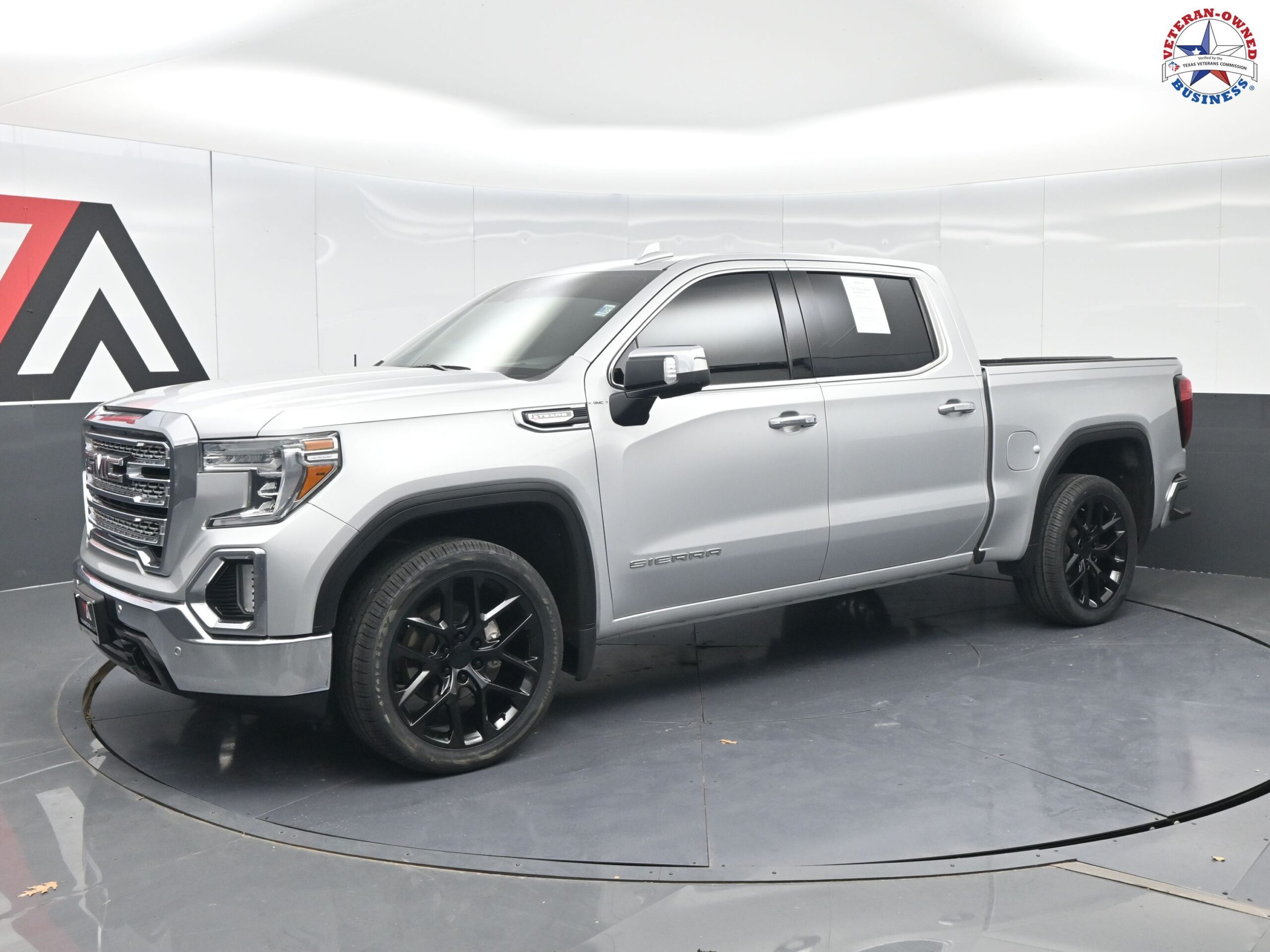 2020 GMC Sierra 1500 SLT's photo