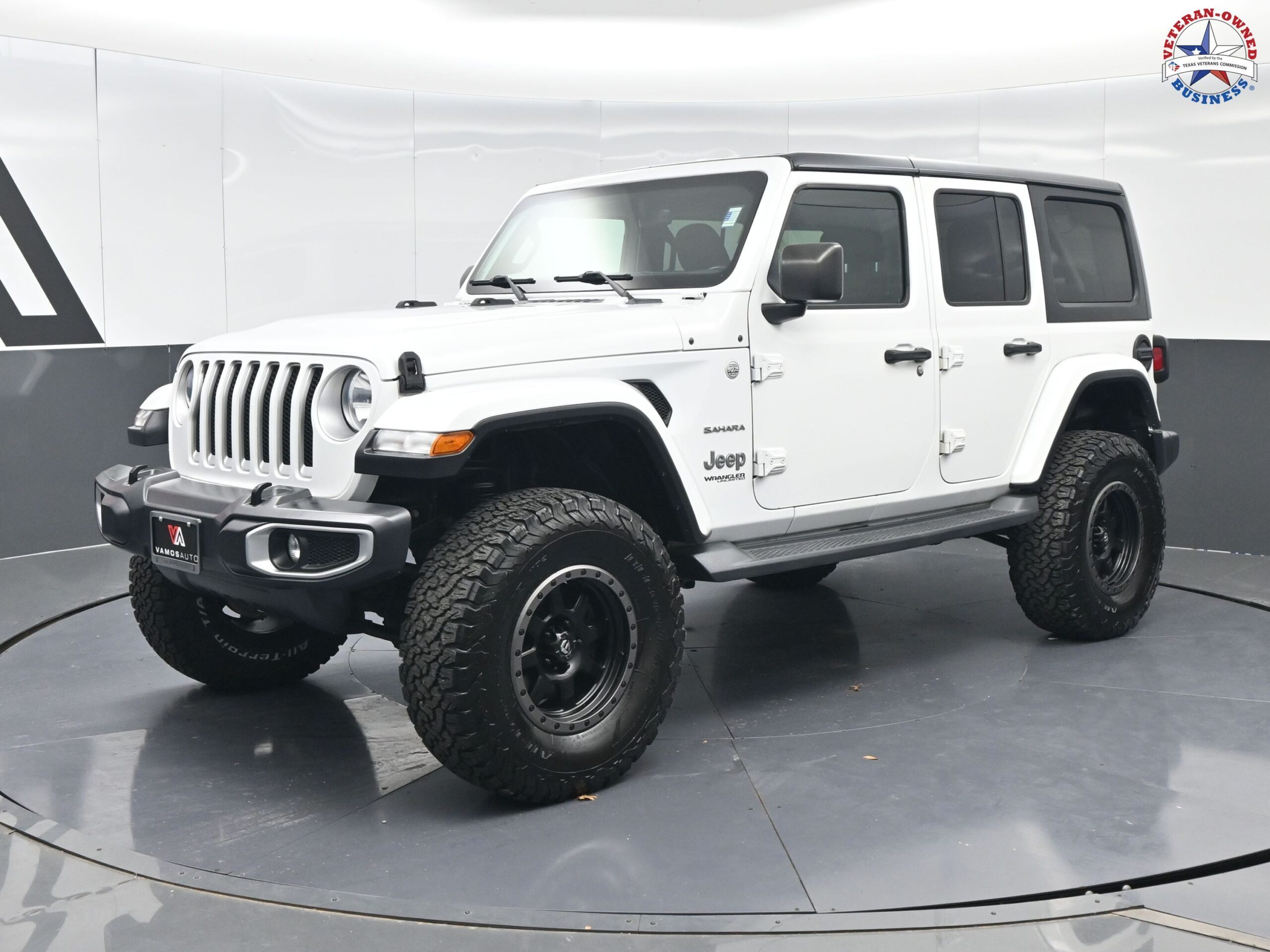 2019 Jeep Wrangler Unlimited Sahara's photo