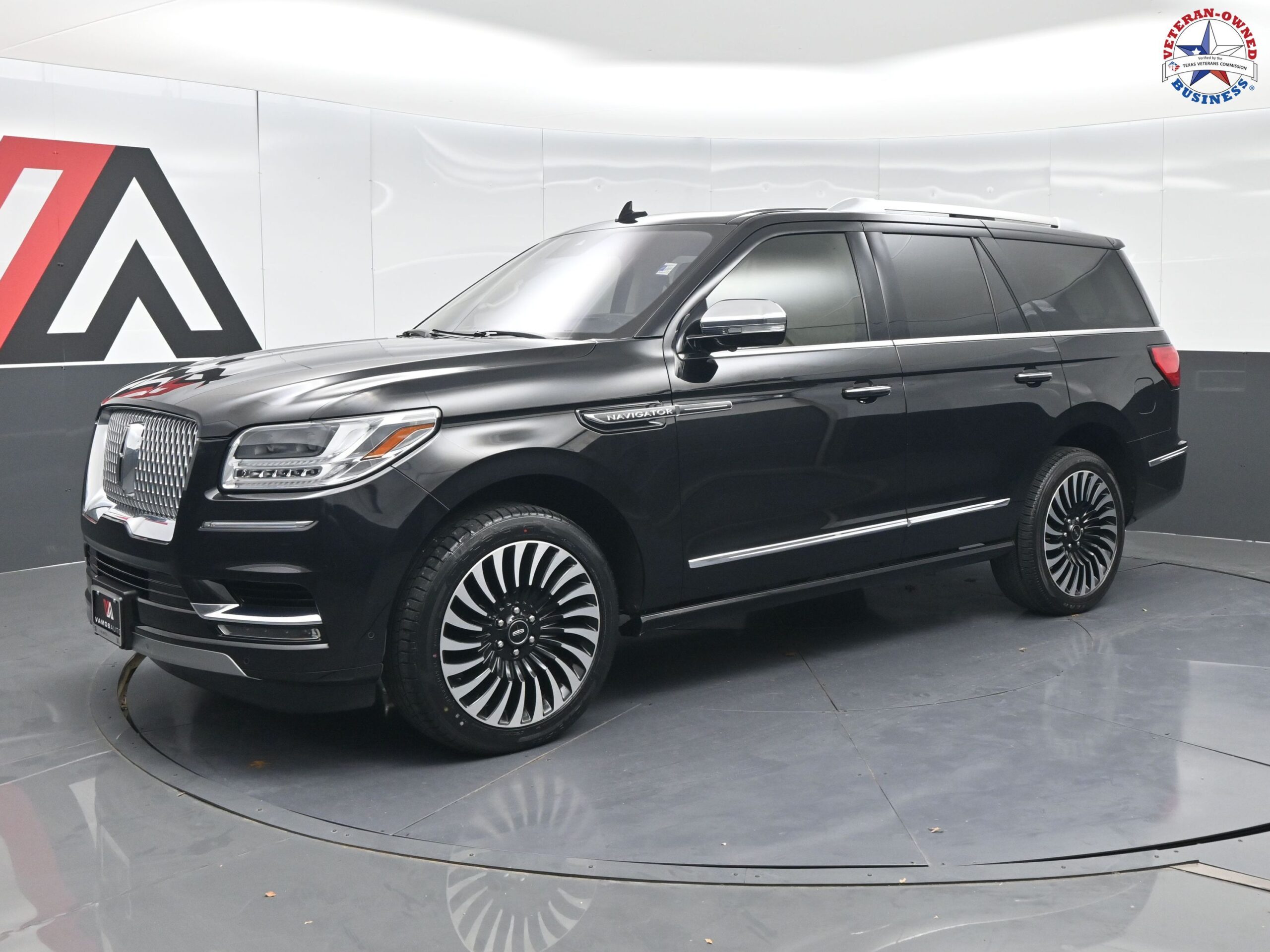2020 Lincoln Navigator Black Label's photo