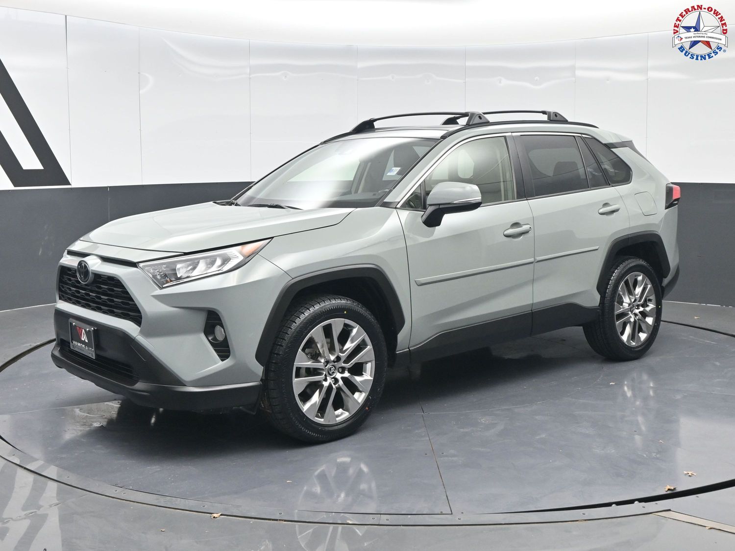 2020 Toyota RAV4 XLE Premium