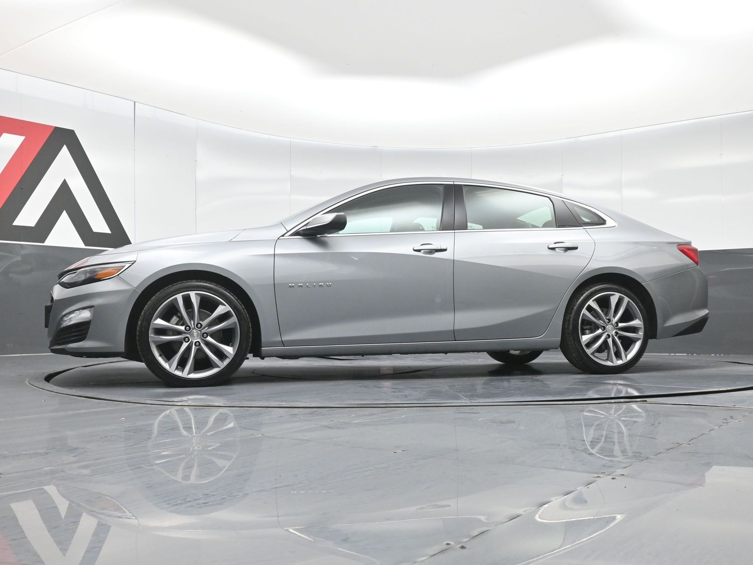 2023 Chevrolet Malibu 1LT - Photo 23