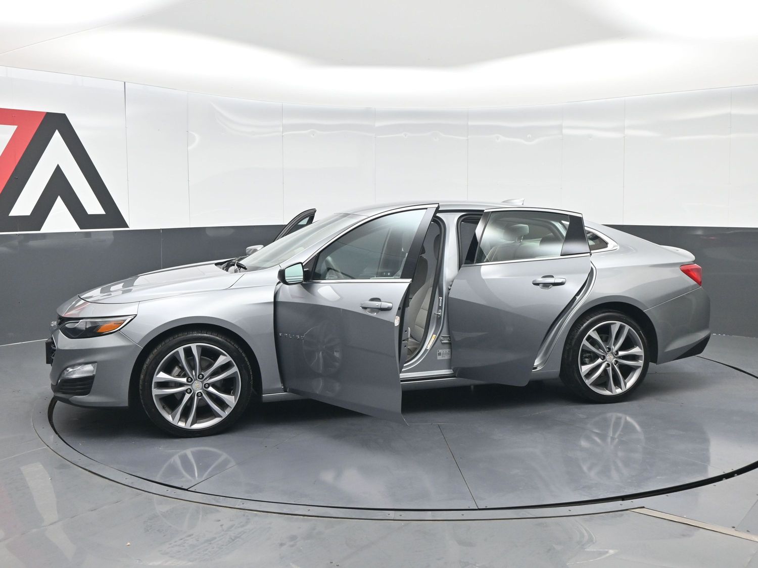 2023 Chevrolet Malibu 1LT - Photo 33