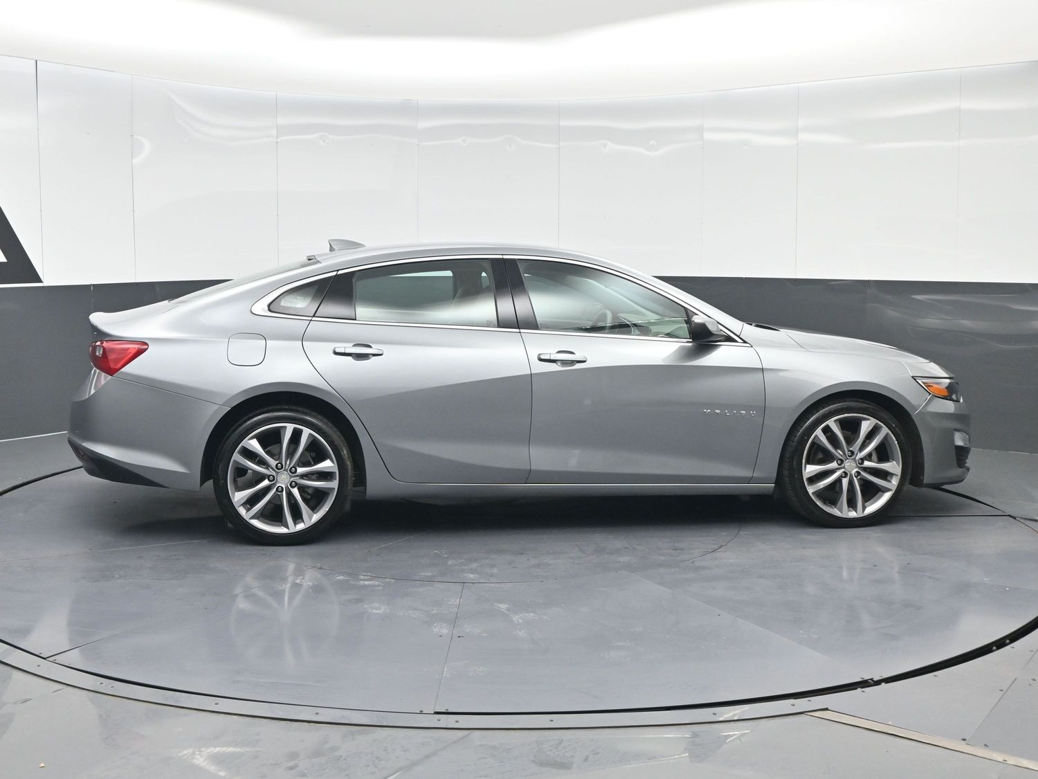2023 Chevrolet Malibu 1LT - Photo 7
