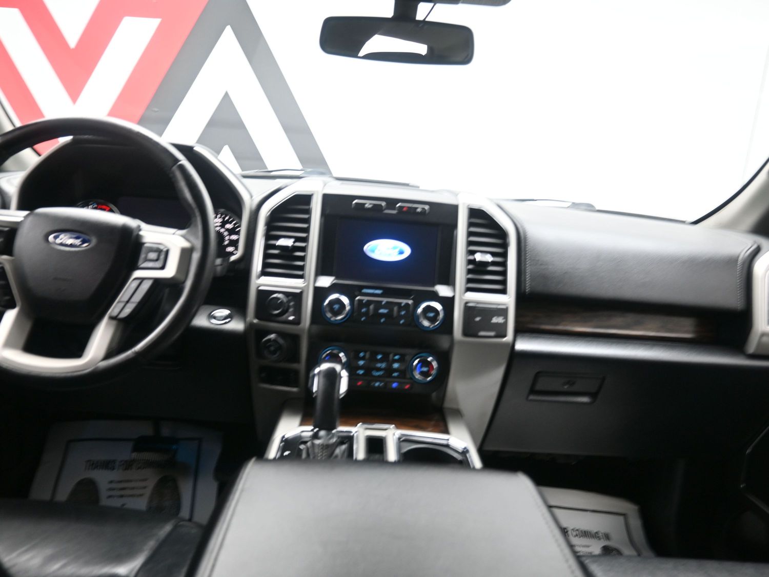 2019 Ford F-150 Lariat - Photo 11