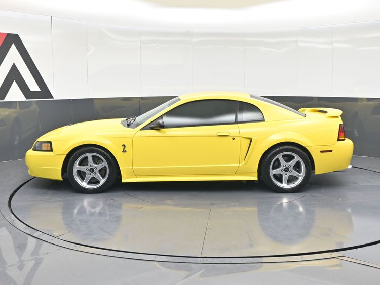 2001 Ford Mustang Cobra Coupe