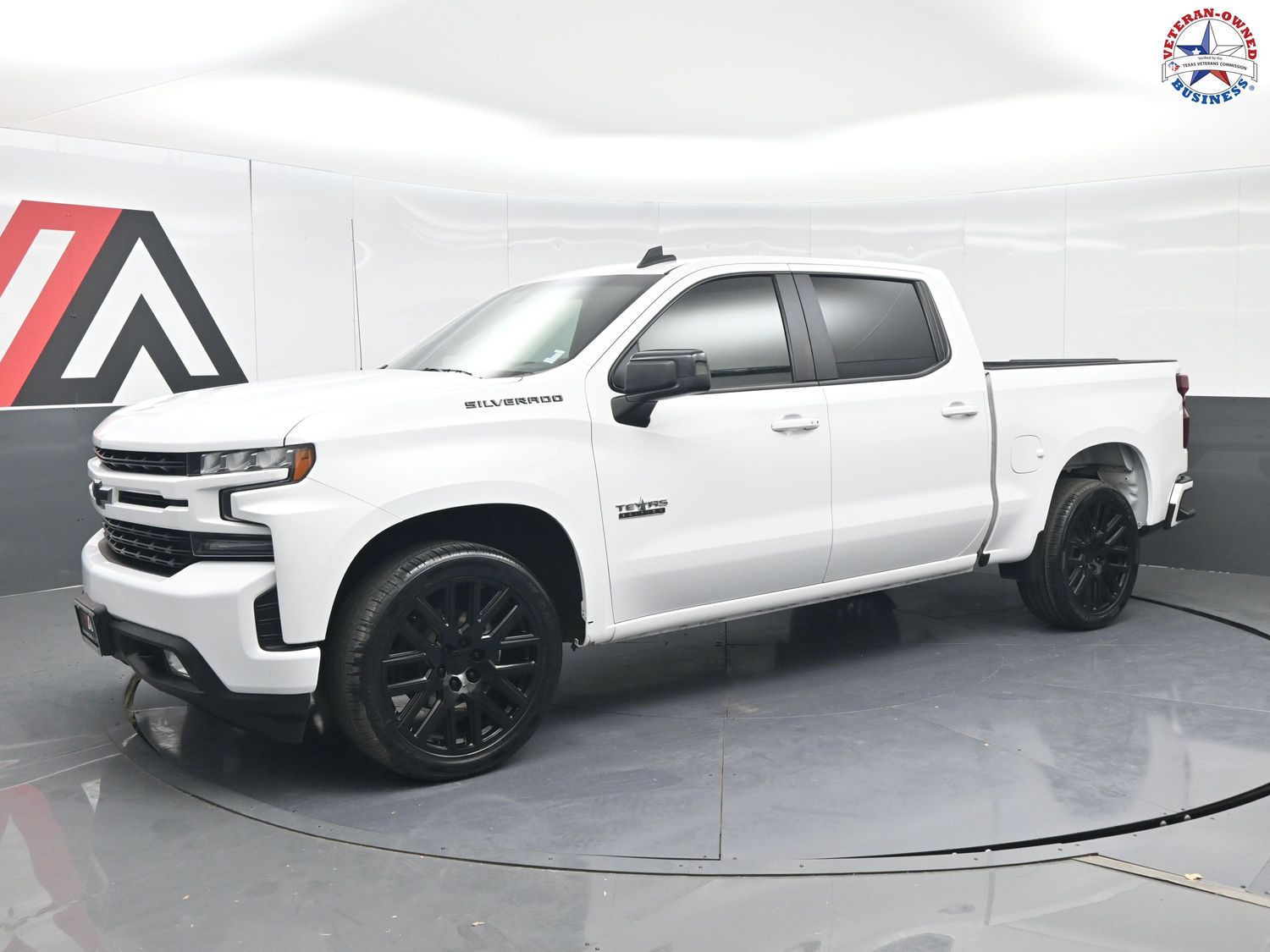 2020 Chevrolet Silverado 1500 RST Crew Cab Short Box's photo