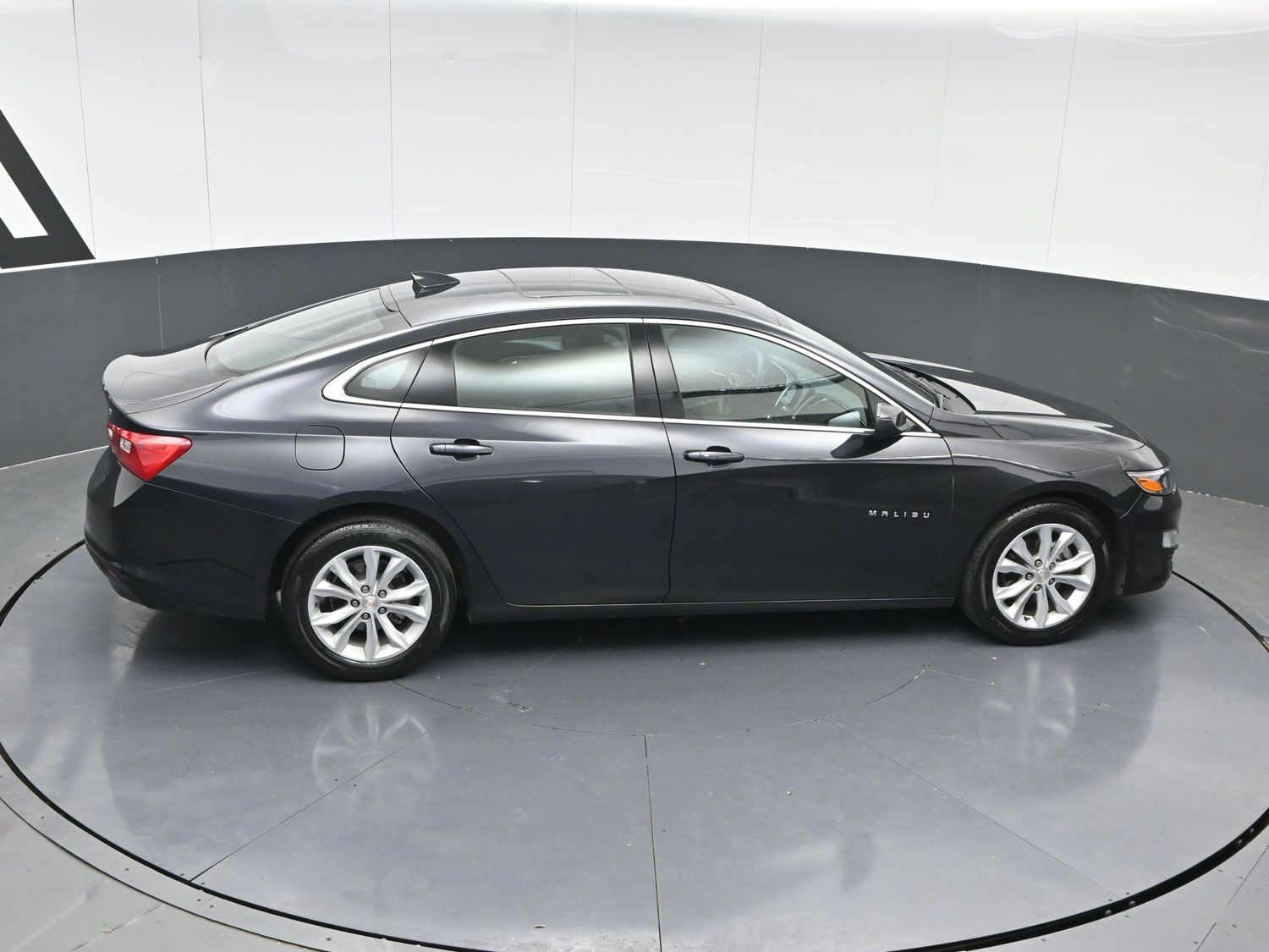 2023 Chevrolet Malibu 1LT - Photo 18
