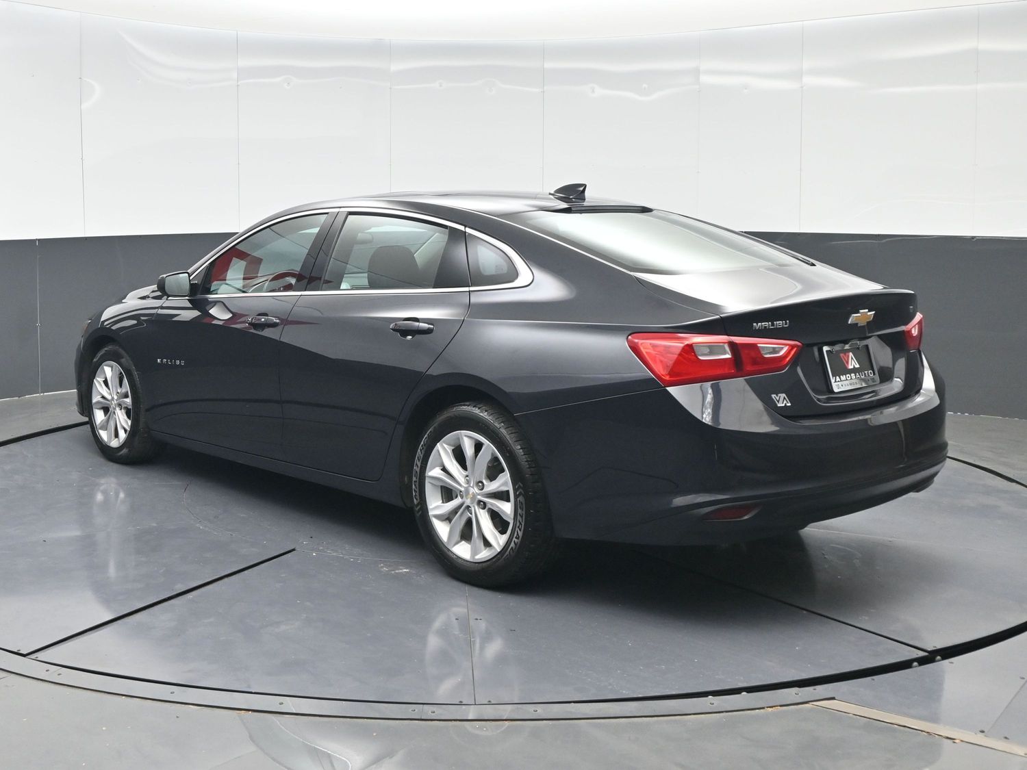 2023 Chevrolet Malibu 1LT - Photo 4