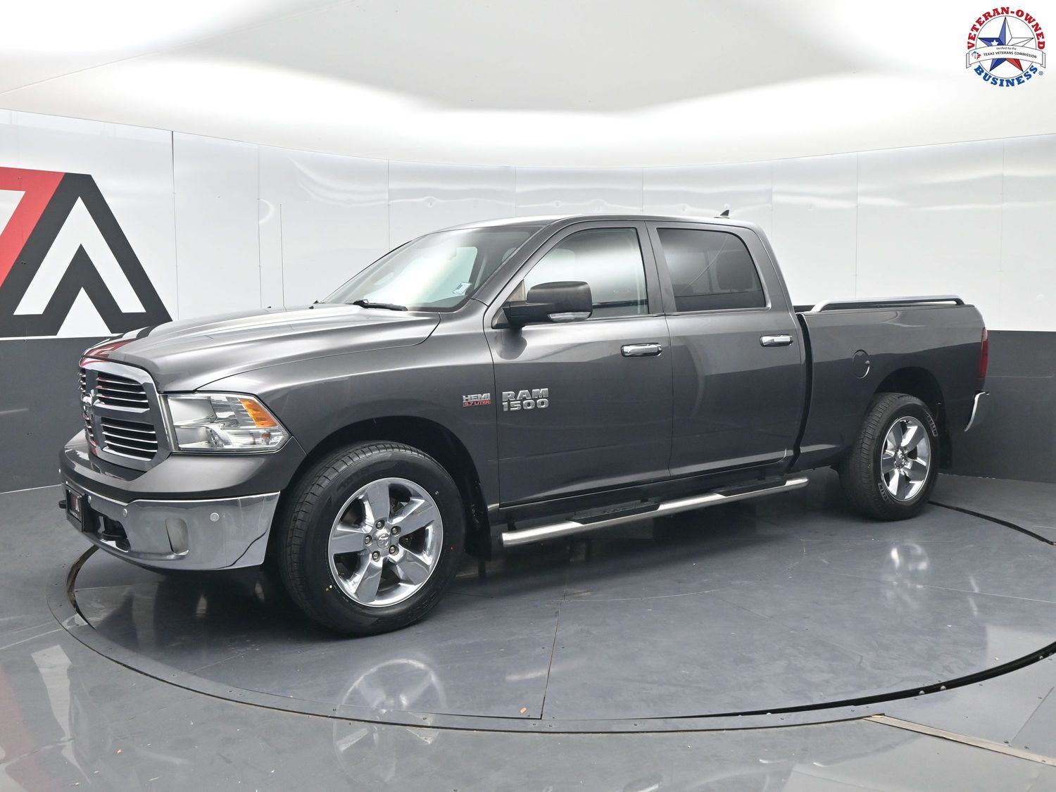2016 RAM 1500 Lone Star 4x4 Crew Cab 6'4's photo