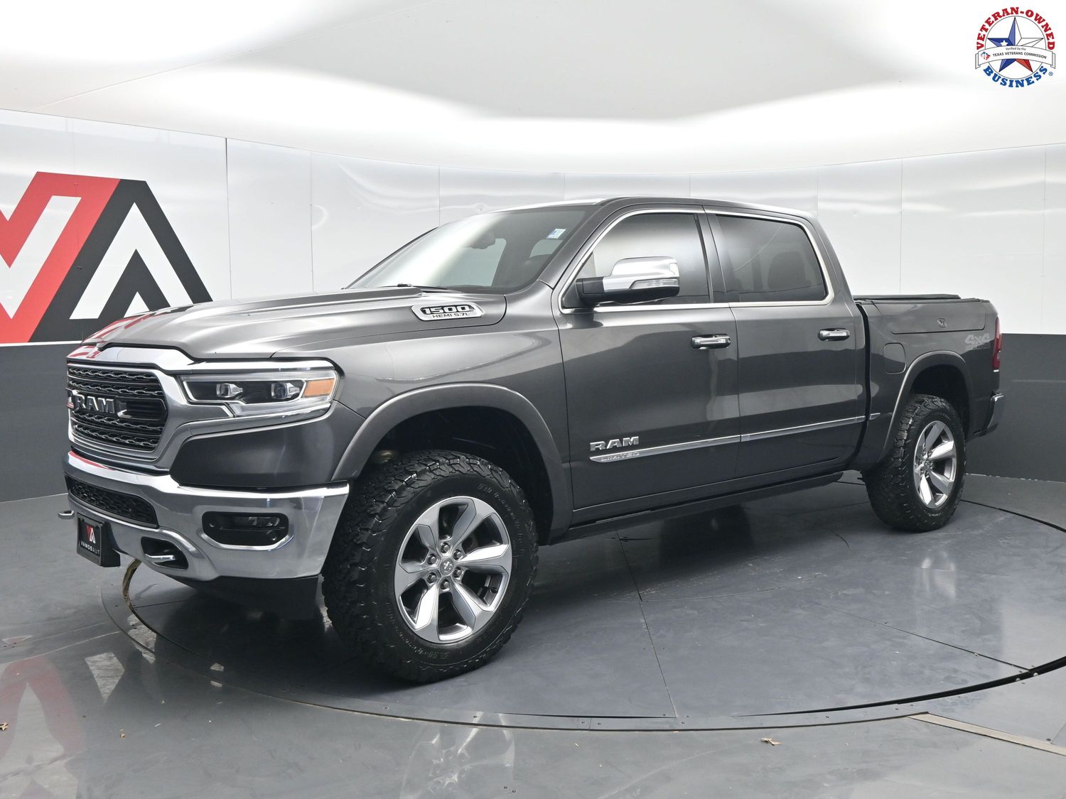 2019 RAM 1500 Limited 4x4 Crew Cab 5'7's photo