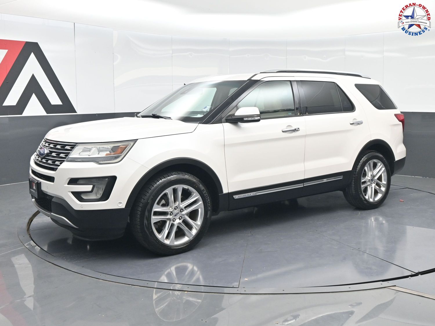 2016 Ford Explorer Limited FWD's photo