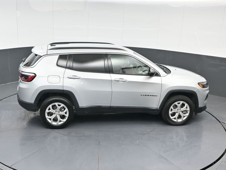 2024 Jeep Compass Latitude - Photo 18