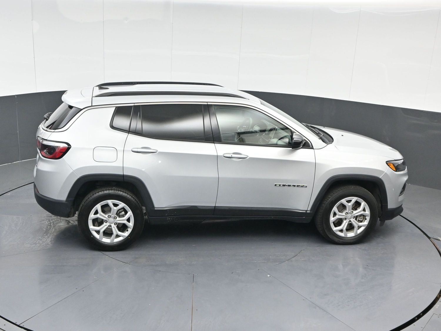 2024 Jeep Compass Latitude - Photo 18