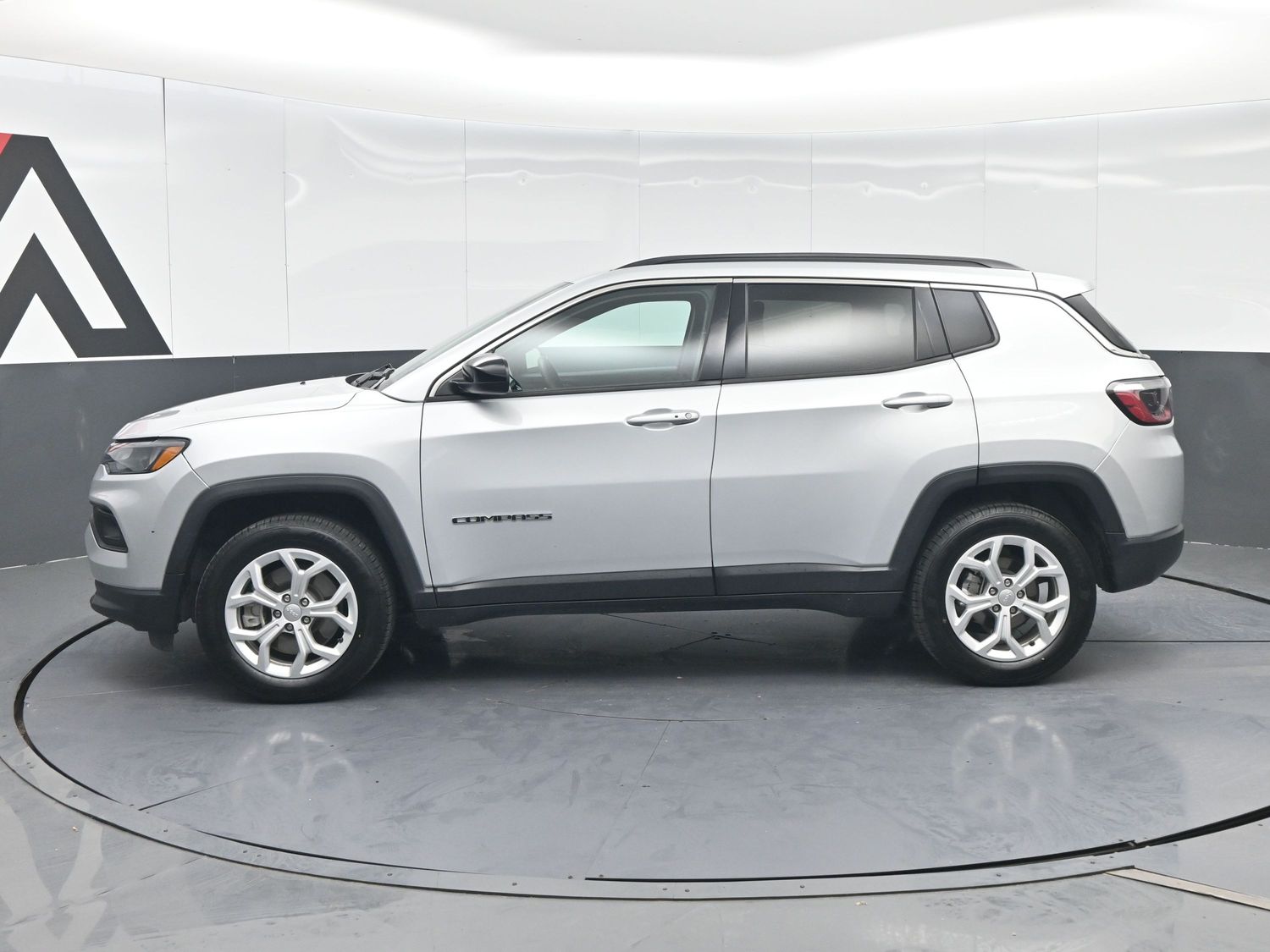 2024 Jeep Compass Latitude - Photo 3