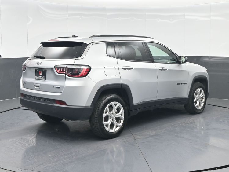 2024 Jeep Compass Latitude - Photo 6