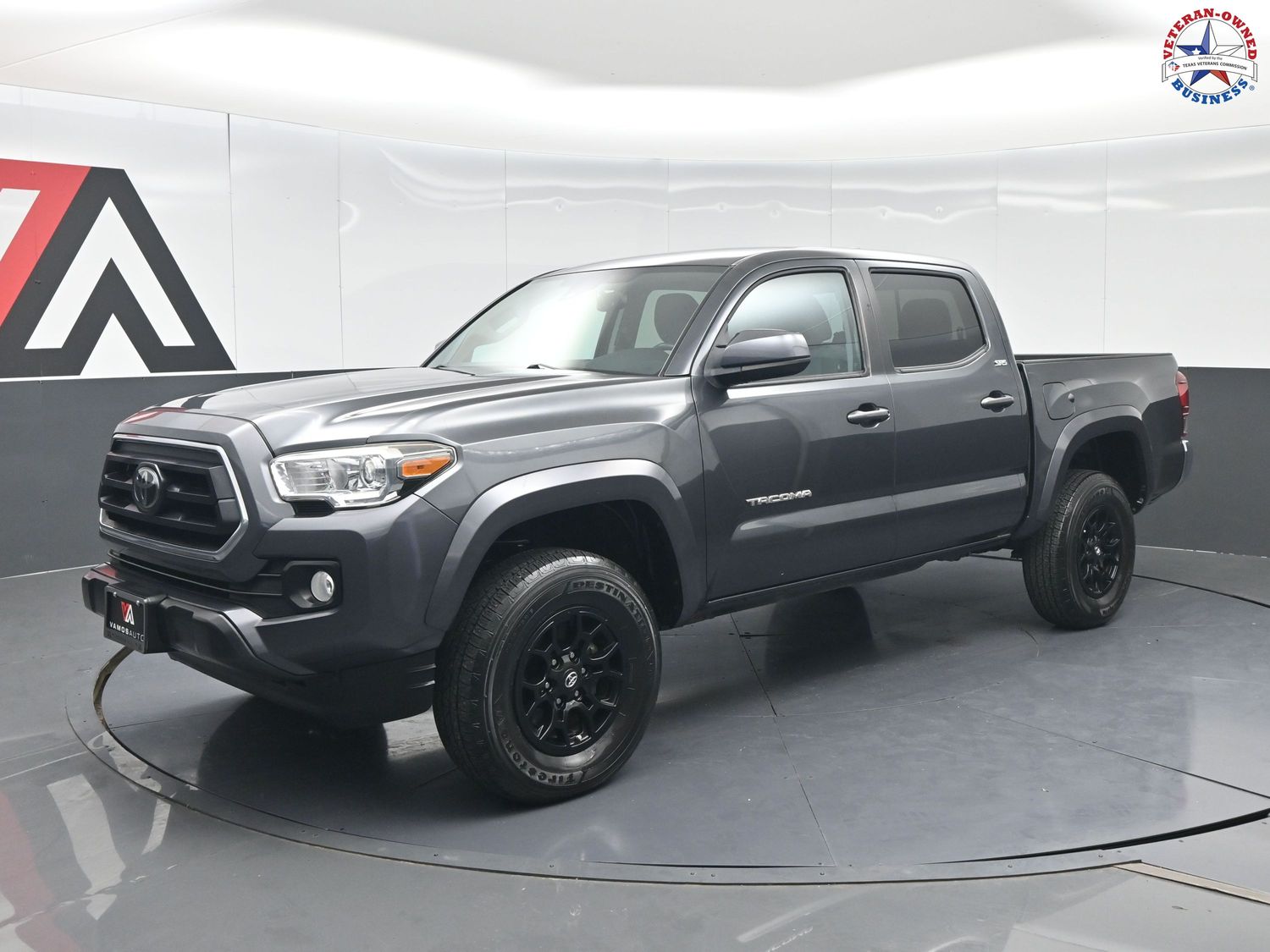 2020 Toyota Tacoma SR5 Double Cab 2WD V6 Auto Short Bed's photo