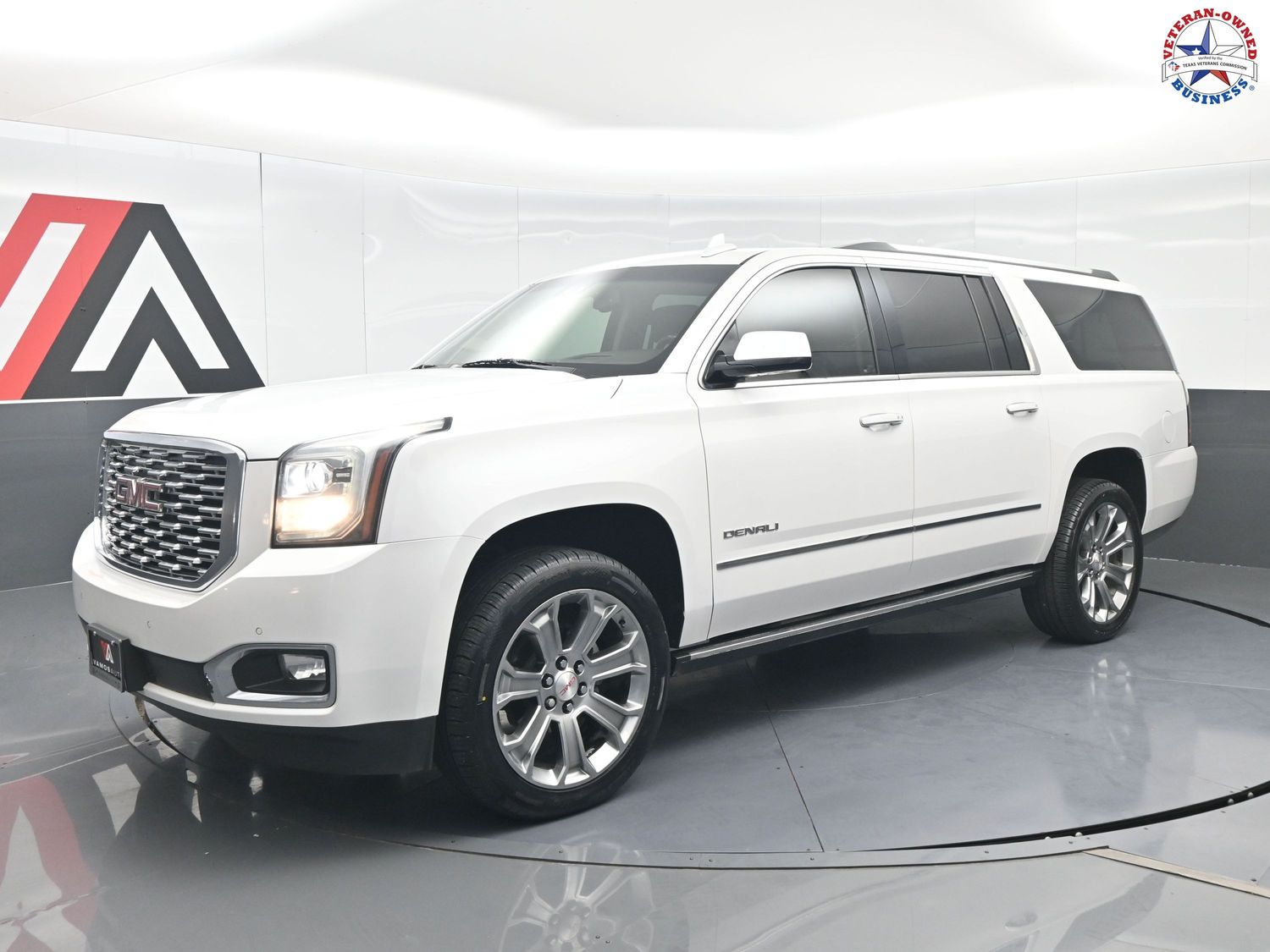 2019 GMC Yukon Denali 2WD's photo