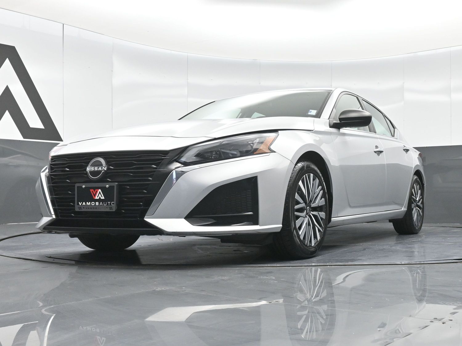 2024 Nissan Altima SV - Photo 21