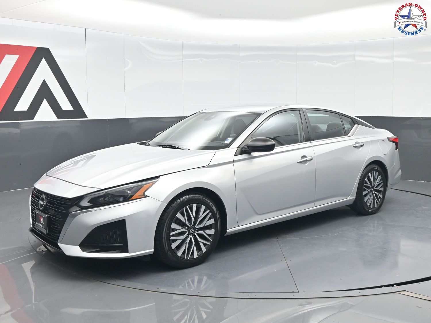 2024 Nissan Altima's photo