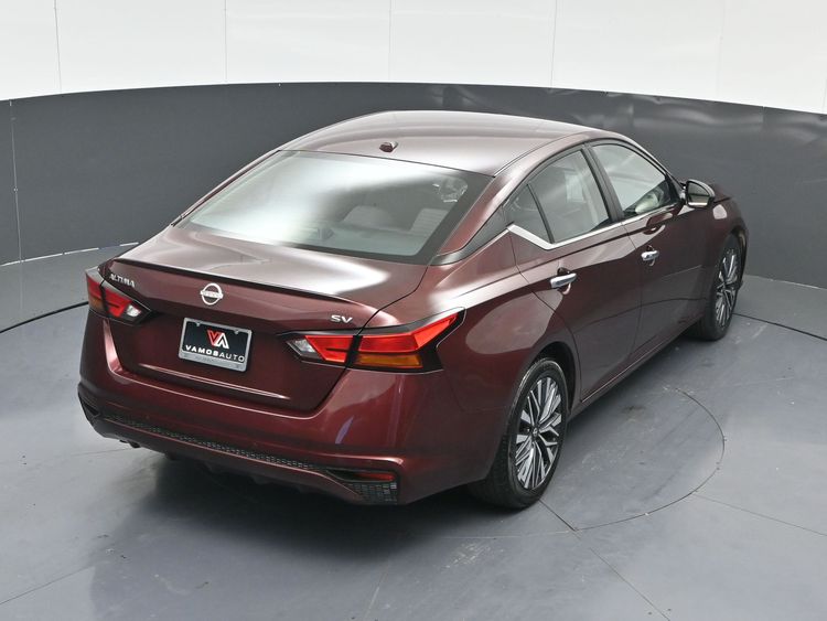 2024 Nissan Altima SV - Photo 17