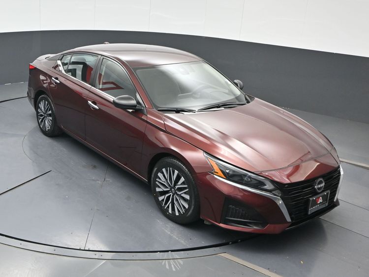 2024 Nissan Altima SV - Photo 20