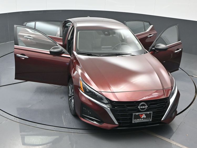 2024 Nissan Altima SV - Photo 30