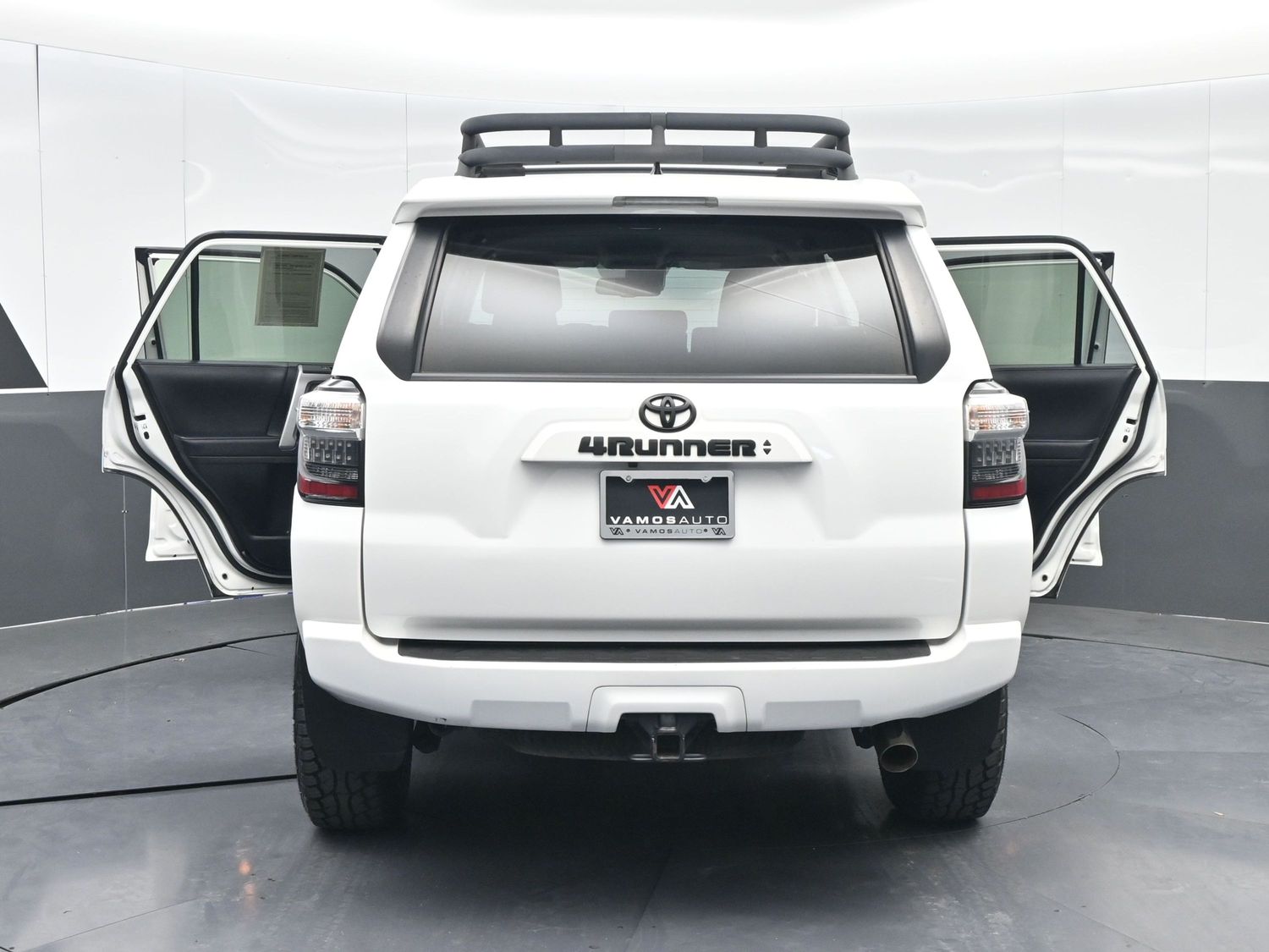 2022 Toyota 4Runner SR5 - Photo 31