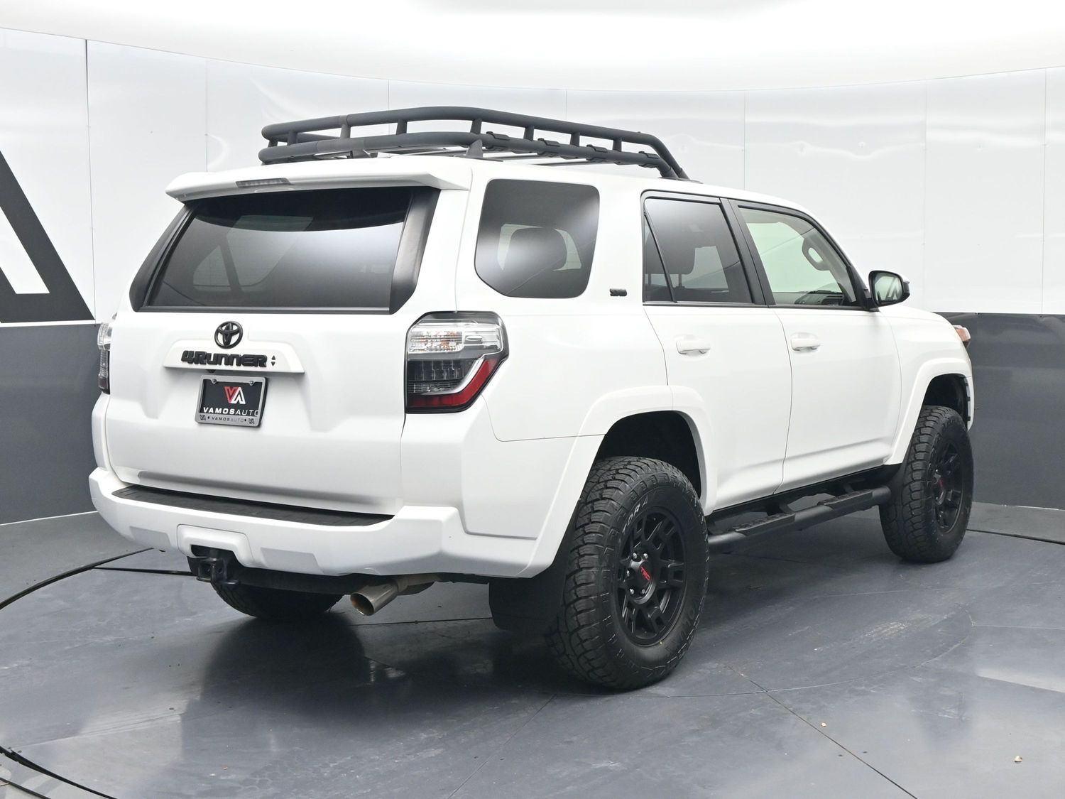 2022 Toyota 4Runner SR5 - Photo 6