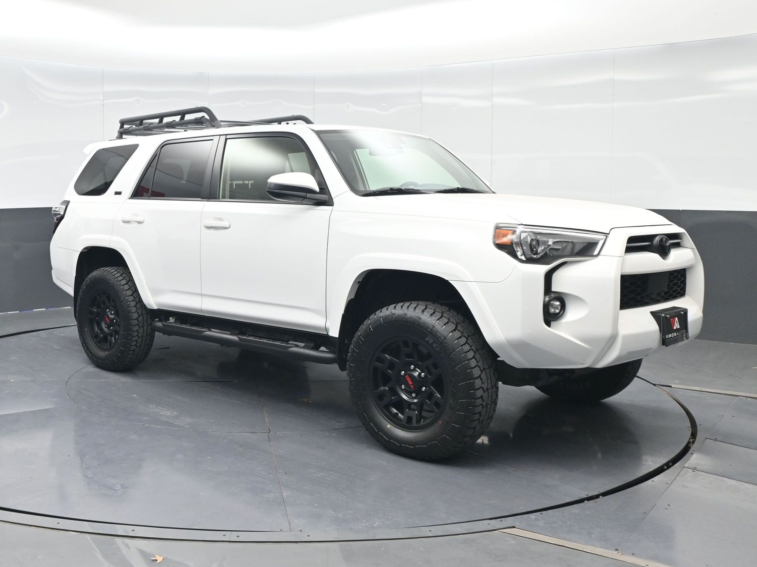 2022 Toyota 4Runner SR5 - Photo 9